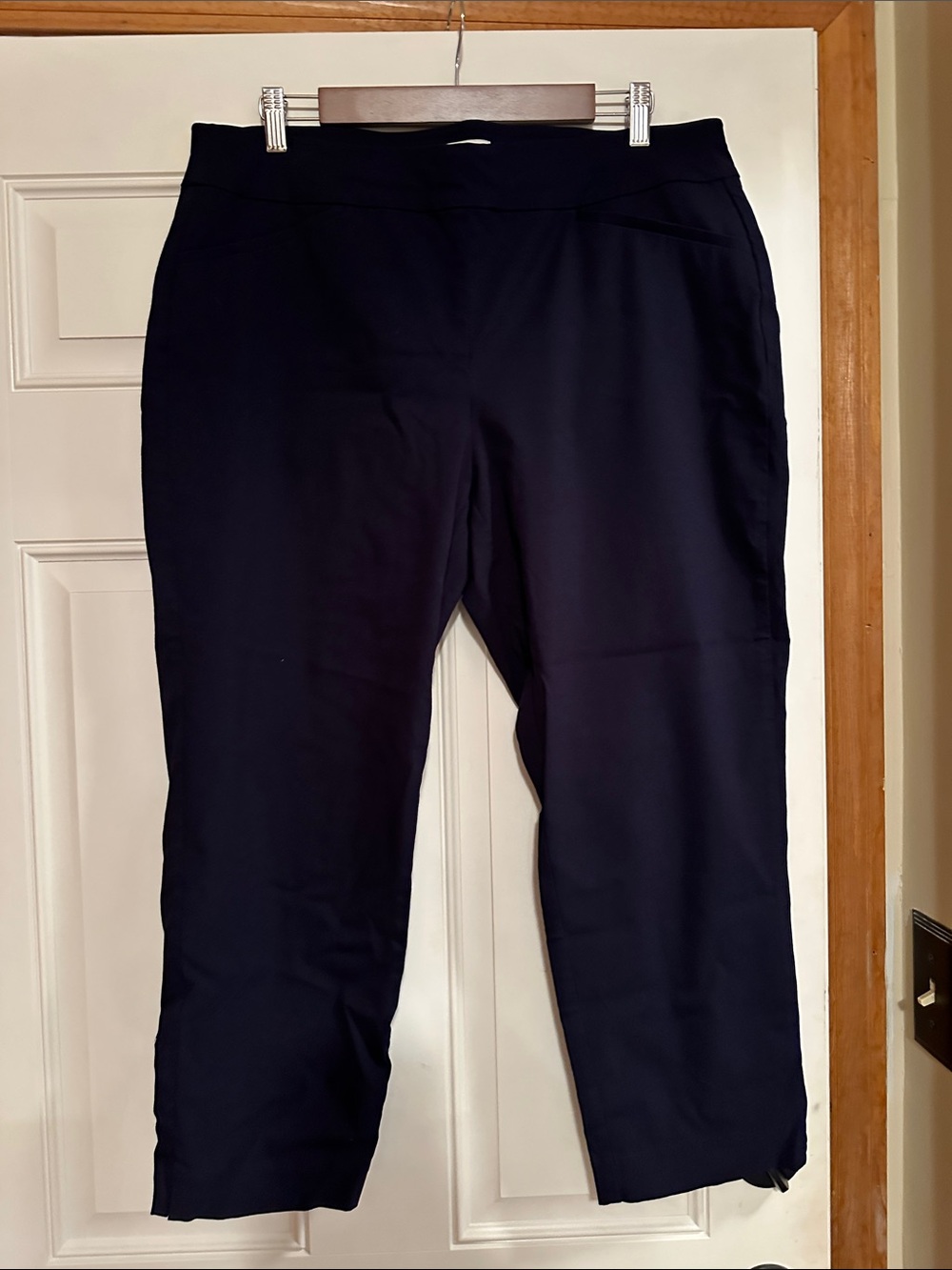 Talbots Navy Cropped Stretch Capris
